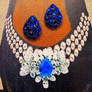 1950’s  Vintage cobalt blue earrings 💙